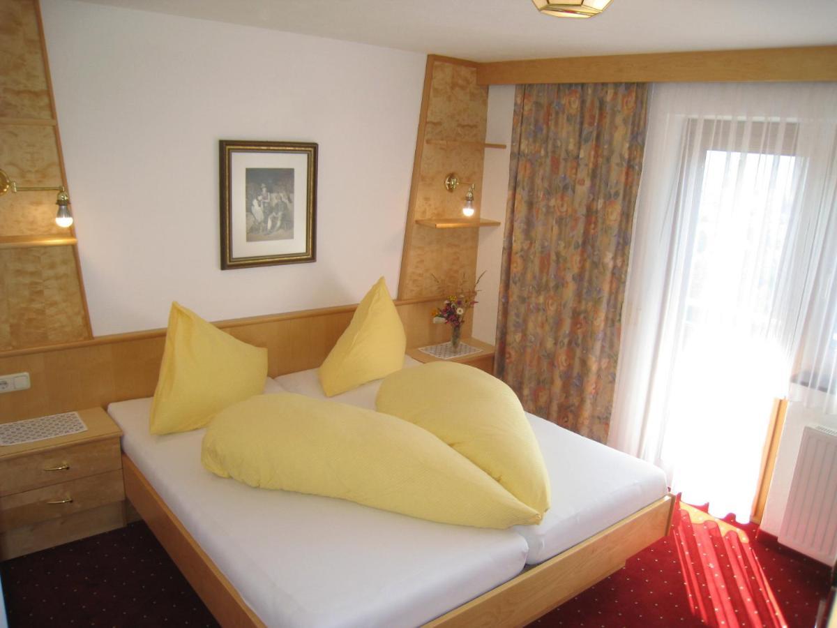 Laerchenhof Serfaus Room photo